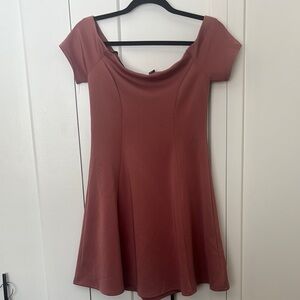 ✨ANY 2 FOR 15 ANY 3 FOR 20✨- Forever 21 Mauve Off Shoulder Dress